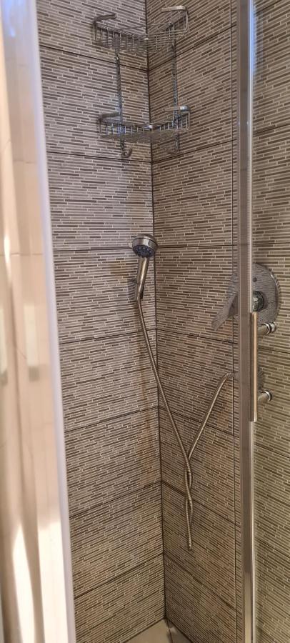 Studio Apartman Loreta Cres Luaran gambar