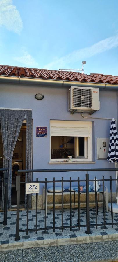 Studio Apartman Loreta Cres Luaran gambar