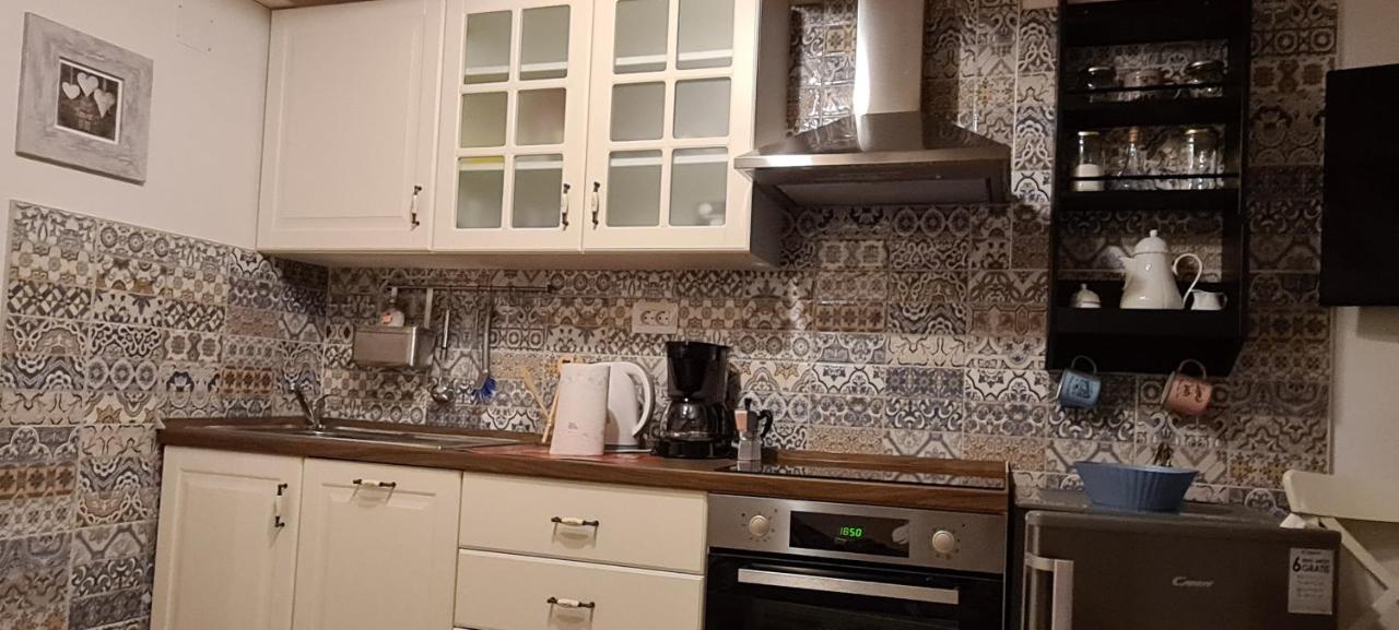 Studio Apartman Loreta Cres Luaran gambar